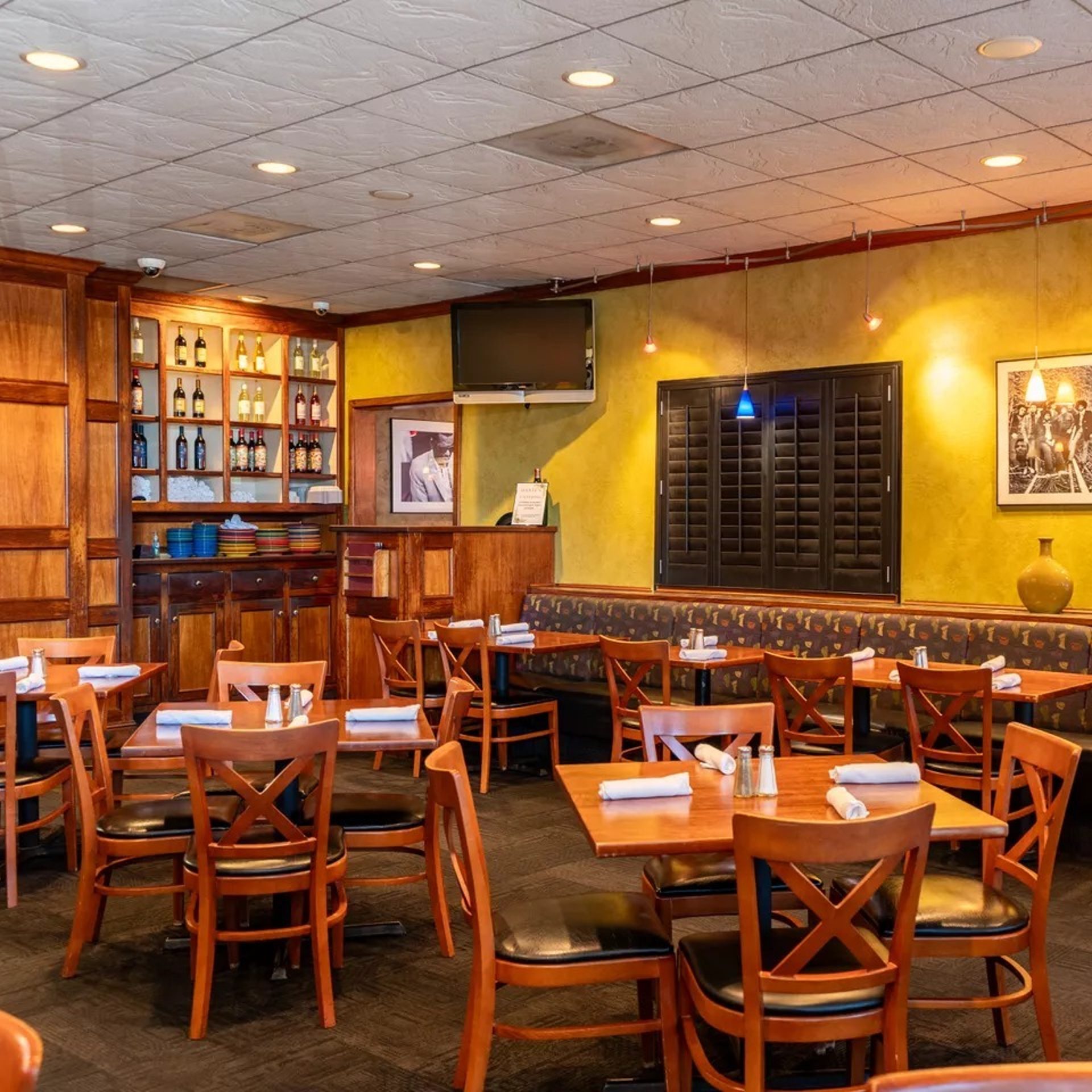 Dining and Banquet Room